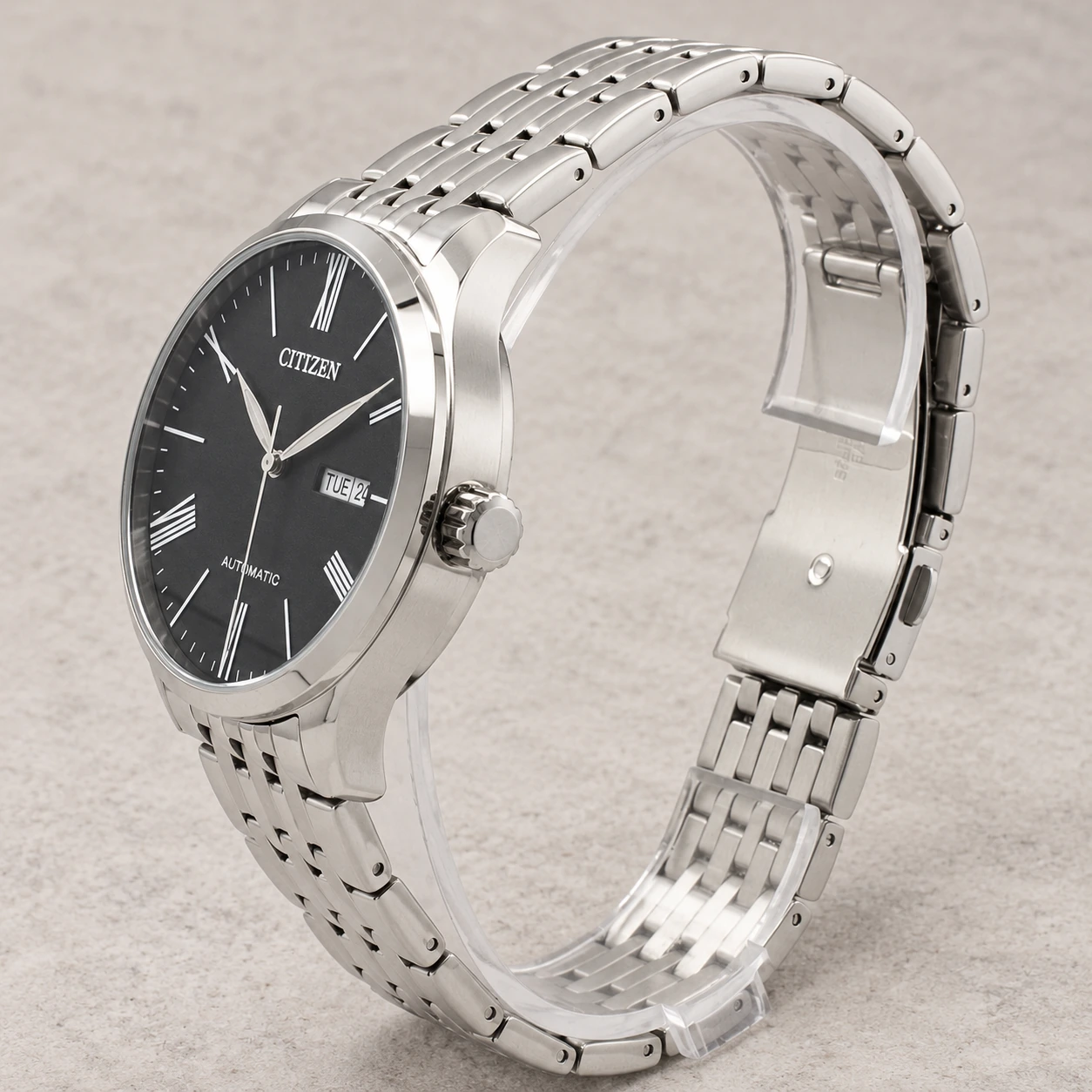 Citizen NH8350-59E dial, hands and calendar detail