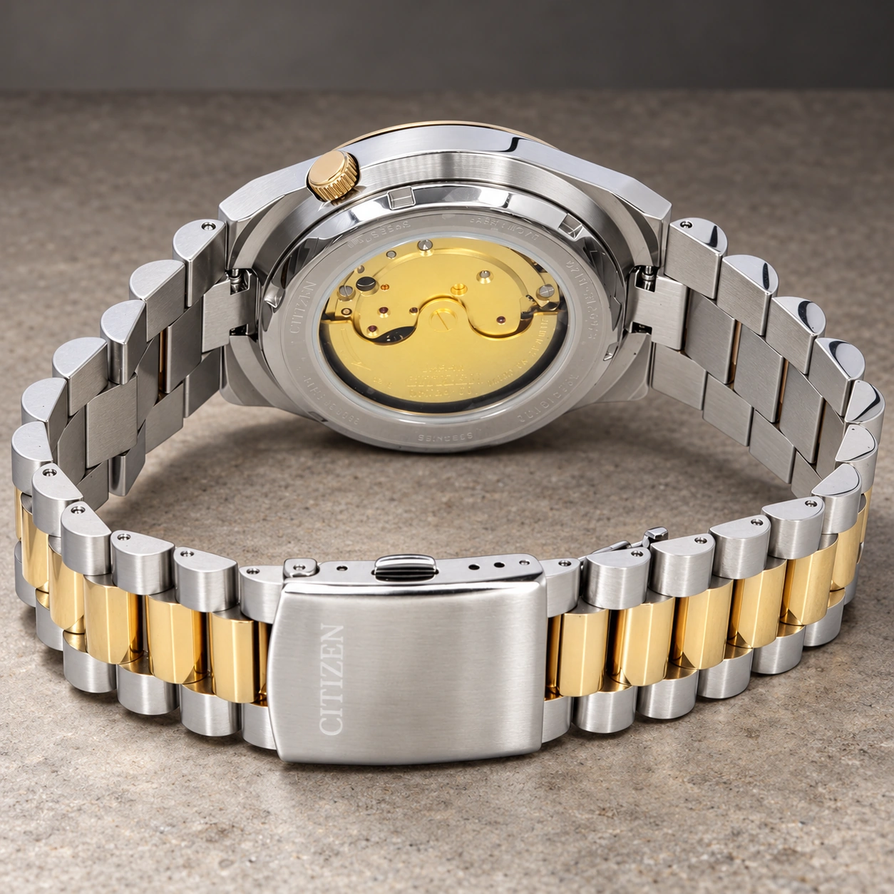 Citizen NJ0154-80H case and band detail