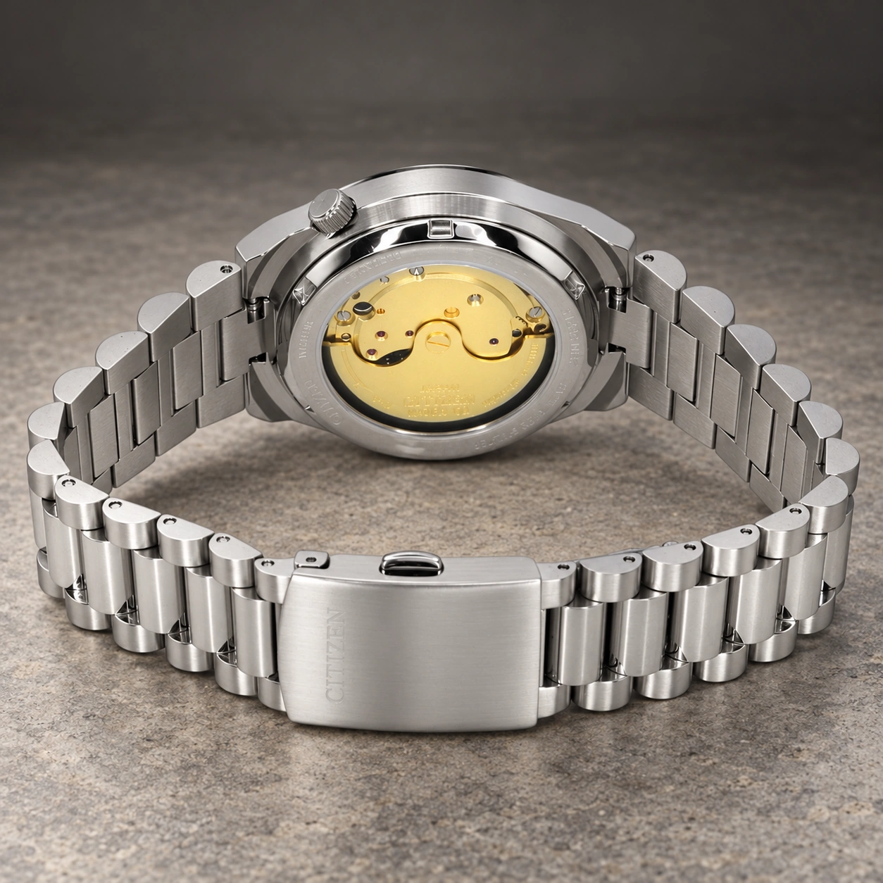 Citizen NJ0200-50L case and band detail