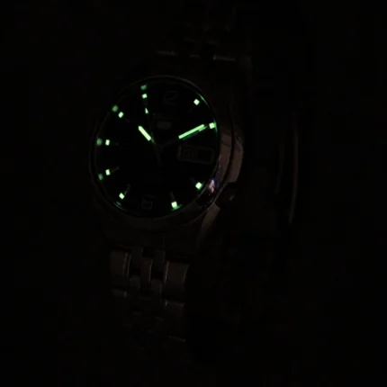 Seiko SNK393K1 watch product view 2