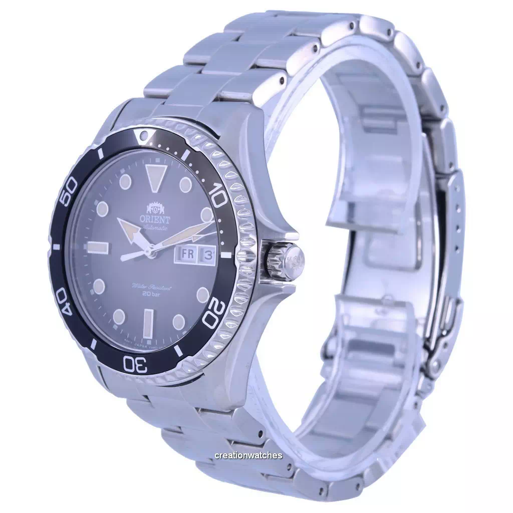 Orient RA-AA0810N19B studio view 3